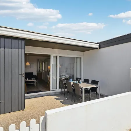 2 Bedroom Amazing In Tranekaer